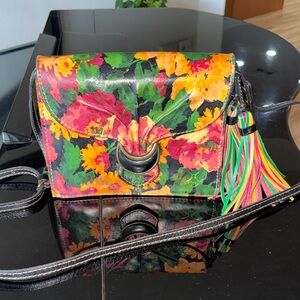 Patricia Nash Van Sannio Tri-Fold Clutch Crossbody, GUC